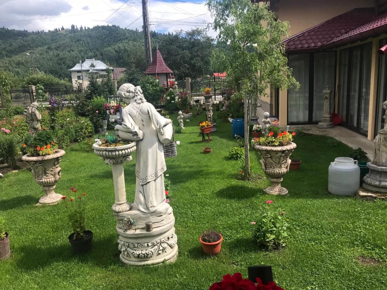 Pensjonat Casa Cu Pitici Vama  Zewnętrze zdjęcie